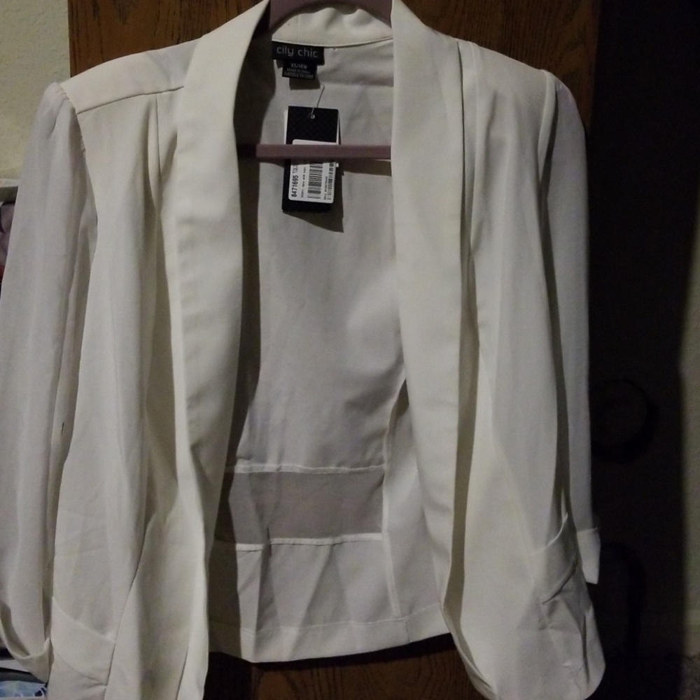 City Chic white blazer 14w